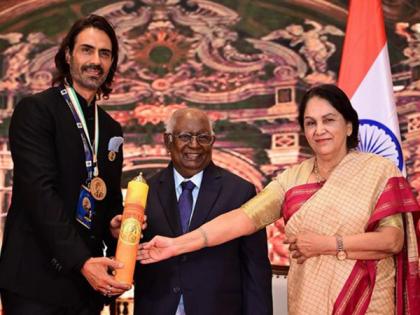 Arjun Rampal honoured with Champions of Change Award 2023, says "grateful for opportunity..." | Arjun Rampal honoured with Champions of Change Award 2023, says "grateful for opportunity..." Arjun Rampal honoured with Champions of Change Award 2023, says "grateful for opportunity..." | Arjun Rampal honoured with Champions of Change Award 2023, says "grateful for opportunity..."