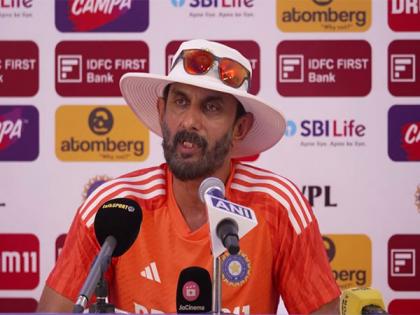 "Need to be patient with them": Batting coach Vikram Rathour backs India's misfiring batters ahead of 2nd Test | "Need to be patient with them": Batting coach Vikram Rathour backs India's misfiring batters ahead of 2nd Test