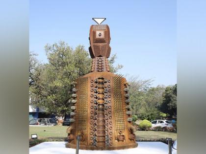 SKF India Commemorates its 100th Anniversary Milestone with Unveiling of a Monumental Sculpture - 'The Bearing Being' | SKF India Commemorates its 100th Anniversary Milestone with Unveiling of a Monumental Sculpture - 'The Bearing Being' SKF India Commemorates its 100th Anniversary Milestone with Unveiling of a Monumental Sculpture - 'The Bearing Being' | SKF India Commemorates its 100th Anniversary Milestone with Unveiling of a Monumental Sculpture - 'The Bearing Being'