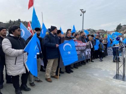 Uyghurs in Istanbul protest against Chinese atrocities on anniversary of Gulja massacre | Uyghurs in Istanbul protest against Chinese atrocities on anniversary of Gulja massacre