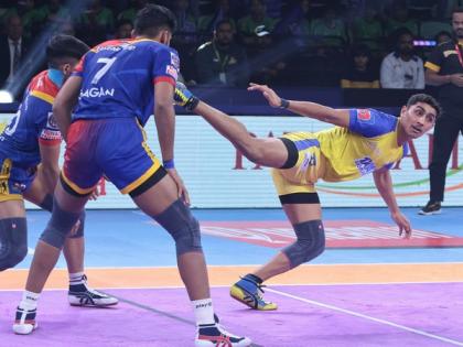 Pro Kabaddi League: UP Yoddhas keep playoffs hopes alive with 32-25 win over Tamil Thalaivas | Pro Kabaddi League: UP Yoddhas keep playoffs hopes alive with 32-25 win over Tamil Thalaivas