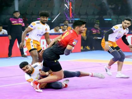 Aslam Inamdar guides Puneri Paltan to big win over playoff hopefuls Bengaluru Bulls | Aslam Inamdar guides Puneri Paltan to big win over playoff hopefuls Bengaluru Bulls Aslam Inamdar guides Puneri Paltan to big win over playoff hopefuls Bengaluru Bulls | Aslam Inamdar guides Puneri Paltan to big win over playoff hopefuls Bengaluru Bulls