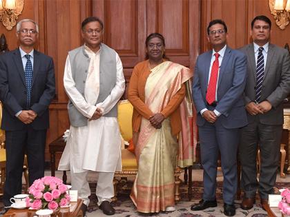 "Strong, stable Bangladesh is in India's interest," says Prez Murmu during meeting with Hasan Mahmud | "Strong, stable Bangladesh is in India's interest," says Prez Murmu during meeting with Hasan Mahmud "Strong, stable Bangladesh is in India's interest," says Prez Murmu during meeting with Hasan Mahmud | "Strong, stable Bangladesh is in India's interest," says Prez Murmu during meeting with Hasan Mahmud