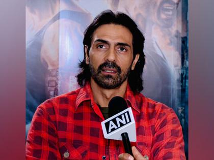 "Hope that audience will appreciate this film": Arjun Rampal overwhelmed with response to 'Crakk' trailer | "Hope that audience will appreciate this film": Arjun Rampal overwhelmed with response to 'Crakk' trailer "Hope that audience will appreciate this film": Arjun Rampal overwhelmed with response to 'Crakk' trailer | "Hope that audience will appreciate this film": Arjun Rampal overwhelmed with response to 'Crakk' trailer