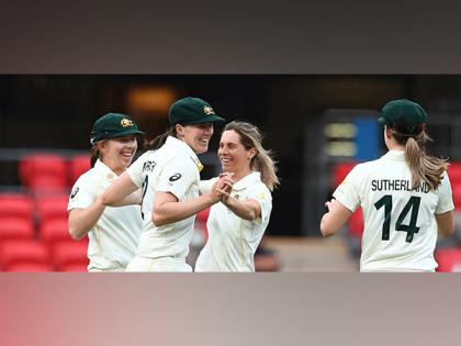 Sophie Molineux returns to Test squad for South Africa game | Sophie Molineux returns to Test squad for South Africa game