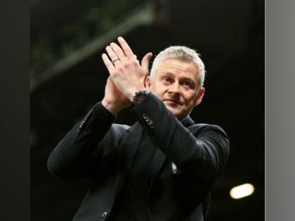 "Always play with a smile on your face": Ole advises football fans of OSCAR Foundation in Mumbai | "Always play with a smile on your face": Ole advises football fans of OSCAR Foundation in Mumbai "Always play with a smile on your face": Ole advises football fans of OSCAR Foundation in Mumbai | "Always play with a smile on your face": Ole advises football fans of OSCAR Foundation in Mumbai