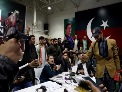 Pakistan Tehreek-e-Insaf demands immediate resignation of CEC; claims majority for govt formation | Pakistan Tehreek-e-Insaf demands immediate resignation of CEC; claims majority for govt formation Pakistan Tehreek-e-Insaf demands immediate resignation of CEC; claims majority for govt formation | Pakistan Tehreek-e-Insaf demands immediate resignation of CEC; claims majority for govt formation