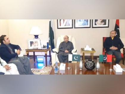 Pakistan: PML-N in alliance talks with PPP, MQM-P; Nawaz could be PM | Pakistan: PML-N in alliance talks with PPP, MQM-P; Nawaz could be PM Pakistan: PML-N in alliance talks with PPP, MQM-P; Nawaz could be PM | Pakistan: PML-N in alliance talks with PPP, MQM-P; Nawaz could be PM