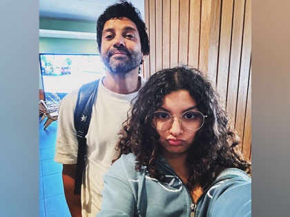 "Love you more than you know": Farhan Akhtar pens special birthday wish for daughter Akira | "Love you more than you know": Farhan Akhtar pens special birthday wish for daughter Akira