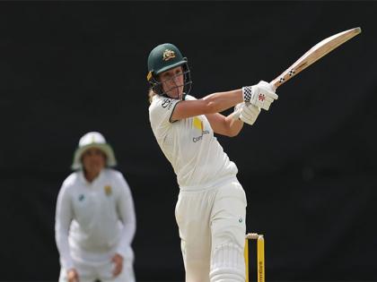 Australia women hand out innings defeat to South Africa in one-off Test, set new records | Australia women hand out innings defeat to South Africa in one-off Test, set new records