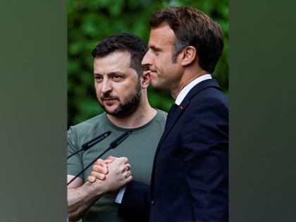 France to deliver arms, train Ukraine soldiers in key agreement with Kyiv | France to deliver arms, train Ukraine soldiers in key agreement with Kyiv France to deliver arms, train Ukraine soldiers in key agreement with Kyiv | France to deliver arms, train Ukraine soldiers in key agreement with Kyiv