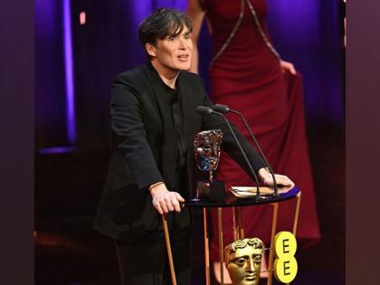 BAFTA 2024: Cillian Murphy wins Best Leading Actor award for 'Oppenheimer' | BAFTA 2024: Cillian Murphy wins Best Leading Actor award for 'Oppenheimer' BAFTA 2024: Cillian Murphy wins Best Leading Actor award for 'Oppenheimer' | BAFTA 2024: Cillian Murphy wins Best Leading Actor award for 'Oppenheimer'
