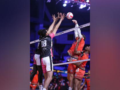 PVL: Hyderabad Black Hawks' sensational comeback win stun Mumbai Meteors | PVL: Hyderabad Black Hawks' sensational comeback win stun Mumbai Meteors PVL: Hyderabad Black Hawks' sensational comeback win stun Mumbai Meteors | PVL: Hyderabad Black Hawks' sensational comeback win stun Mumbai Meteors
