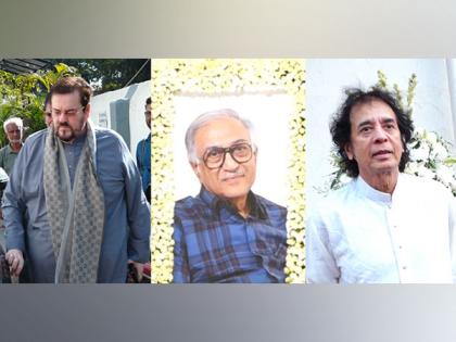 Nitin Mukesh to Ustad Zakir Hussain, celebs pay last respects to iconic radio personality Ameen Sayani | Nitin Mukesh to Ustad Zakir Hussain, celebs pay last respects to iconic radio personality Ameen Sayani