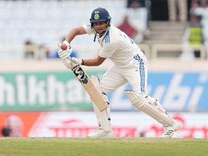 "He showed a lot of grit, composure, his defence was good": Ashwin hails Kuldeep's batting | "He showed a lot of grit, composure, his defence was good": Ashwin hails Kuldeep's batting