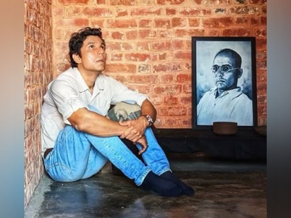 Randeep Hooda pays tribute to Veer Savarkar, says "his perseverance and contribution is unmatchable" | Randeep Hooda pays tribute to Veer Savarkar, says "his perseverance and contribution is unmatchable"