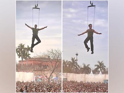 Bade Miyan Akshay Kumar, Chote Miyan Tiger Shroff reach Lucknow, fans go crazy, stampede breaks out | Bade Miyan Akshay Kumar, Chote Miyan Tiger Shroff reach Lucknow, fans go crazy, stampede breaks out Bade Miyan Akshay Kumar, Chote Miyan Tiger Shroff reach Lucknow, fans go crazy, stampede breaks out | Bade Miyan Akshay Kumar, Chote Miyan Tiger Shroff reach Lucknow, fans go crazy, stampede breaks out