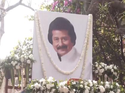 Ghazal maestro Pankaj Udhas last rites performed with full state honours, celebs pay respects | Ghazal maestro Pankaj Udhas last rites performed with full state honours, celebs pay respects