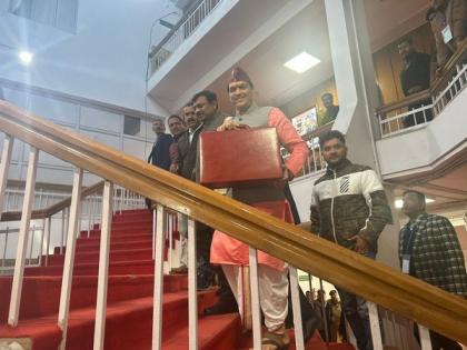 Uttarakhand Finance Minister Premchand Aggarwal unveils Rs 88,000 crore budget for fiscal year 2024-25 | Uttarakhand Finance Minister Premchand Aggarwal unveils Rs 88,000 crore budget for fiscal year 2024-25 Uttarakhand Finance Minister Premchand Aggarwal unveils Rs 88,000 crore budget for fiscal year 2024-25 | Uttarakhand Finance Minister Premchand Aggarwal unveils Rs 88,000 crore budget for fiscal year 2024-25