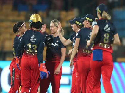 RCB bowlers restrict Gujarat Giants to 107/7 in Women's Premier League | RCB bowlers restrict Gujarat Giants to 107/7 in Women's Premier League
