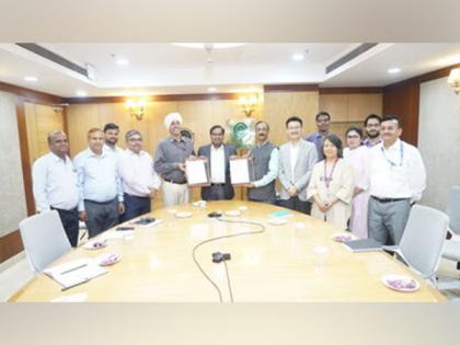 NABARD AND NRLM sign a landmark MoU for the benefit of women SHGs | NABARD AND NRLM sign a landmark MoU for the benefit of women SHGs NABARD AND NRLM sign a landmark MoU for the benefit of women SHGs | NABARD AND NRLM sign a landmark MoU for the benefit of women SHGs