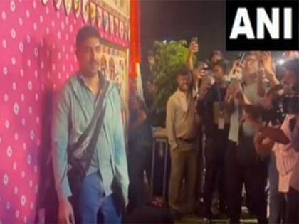 Ayan Mukerji arrives in Jamnagar for Anant Ambani, Radhika Merchant's pre-wedding celebrations | Ayan Mukerji arrives in Jamnagar for Anant Ambani, Radhika Merchant's pre-wedding celebrations Ayan Mukerji arrives in Jamnagar for Anant Ambani, Radhika Merchant's pre-wedding celebrations | Ayan Mukerji arrives in Jamnagar for Anant Ambani, Radhika Merchant's pre-wedding celebrations