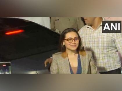 Rani Mukerji stuns her fans as she reaches Jamnagar to attend pre-wedding function of Anant Ambani, Radhika Merchant | Rani Mukerji stuns her fans as she reaches Jamnagar to attend pre-wedding function of Anant Ambani, Radhika Merchant