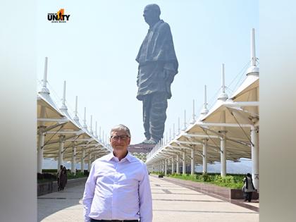 Bill Gates visits Statue of Unity, calls it "engineering marvel"; PM Modi appreciates | Bill Gates visits Statue of Unity, calls it "engineering marvel"; PM Modi appreciates Bill Gates visits Statue of Unity, calls it "engineering marvel"; PM Modi appreciates | Bill Gates visits Statue of Unity, calls it "engineering marvel"; PM Modi appreciates