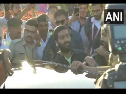 Arijit Singh arrives in Jamnagar for Anant Ambani-Radhika Merchant's pre-wedding celebrations | Arijit Singh arrives in Jamnagar for Anant Ambani-Radhika Merchant's pre-wedding celebrations