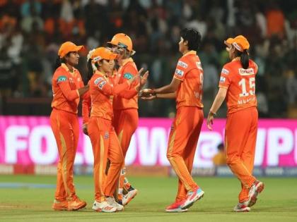 WPL 2024: Meghna's 4-wicket haul helps Gujarat Giants restrict Delhi Capitals at 163/8 | WPL 2024: Meghna's 4-wicket haul helps Gujarat Giants restrict Delhi Capitals at 163/8