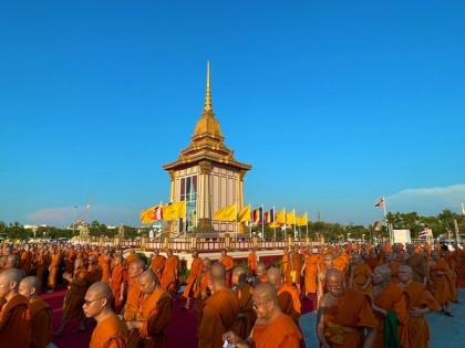 'Deeply moved to see million Thai devotees pay respects to Buddhist Holy Relics in Bangkok': Jaishankar | 'Deeply moved to see million Thai devotees pay respects to Buddhist Holy Relics in Bangkok': Jaishankar 'Deeply moved to see million Thai devotees pay respects to Buddhist Holy Relics in Bangkok': Jaishankar | 'Deeply moved to see million Thai devotees pay respects to Buddhist Holy Relics in Bangkok': Jaishankar