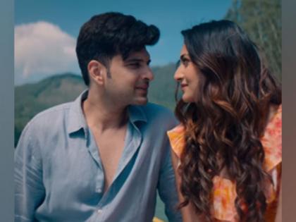 Karan Kundrra, Erica Fernandes star in romantic thriller 'Love Adhura' | Karan Kundrra, Erica Fernandes star in romantic thriller 'Love Adhura' Karan Kundrra, Erica Fernandes star in romantic thriller 'Love Adhura' | Karan Kundrra, Erica Fernandes star in romantic thriller 'Love Adhura'