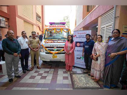 IIFL Foundation & Yashlok Welfare Foundation Partner with Bhaktivedanta Hospital for Free Ambulance Service | IIFL Foundation & Yashlok Welfare Foundation Partner with Bhaktivedanta Hospital for Free Ambulance Service