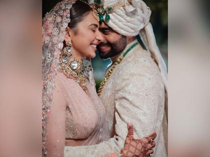 "I liked his sense of humour": Rakul Preet Singh on what attracted her to Jackky Bhagnani | "I liked his sense of humour": Rakul Preet Singh on what attracted her to Jackky Bhagnani "I liked his sense of humour": Rakul Preet Singh on what attracted her to Jackky Bhagnani | "I liked his sense of humour": Rakul Preet Singh on what attracted her to Jackky Bhagnani