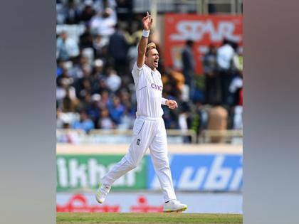 "First time I saw Anderson play was in 2002...." Sachin lauds pacer for completing 700 Test wickets | "First time I saw Anderson play was in 2002...." Sachin lauds pacer for completing 700 Test wickets