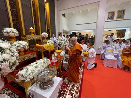 Sacred relics of Lord Buddha travelling from India arrive in Thailand's Ubon Ratchathani city | Sacred relics of Lord Buddha travelling from India arrive in Thailand's Ubon Ratchathani city Sacred relics of Lord Buddha travelling from India arrive in Thailand's Ubon Ratchathani city | Sacred relics of Lord Buddha travelling from India arrive in Thailand's Ubon Ratchathani city