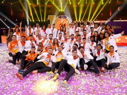 Puneri Paltan celebrate Pro Kabaddi League season 10 victory with people of Pune | Puneri Paltan celebrate Pro Kabaddi League season 10 victory with people of Pune Puneri Paltan celebrate Pro Kabaddi League season 10 victory with people of Pune | Puneri Paltan celebrate Pro Kabaddi League season 10 victory with people of Pune