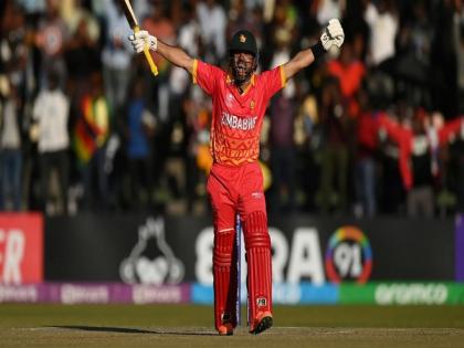 Sikandar Raza fined for showing dissent at umpire's decision during PSL clash | Sikandar Raza fined for showing dissent at umpire's decision during PSL clash