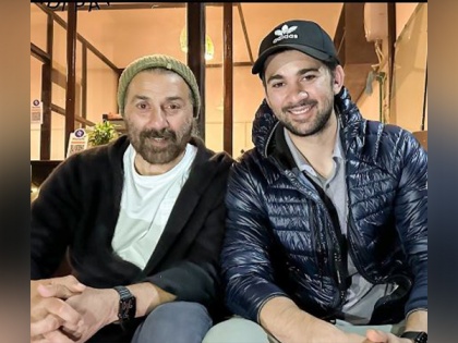 Sunny Deol to share screen space with son Karan in 'Lahore 1947' | Sunny Deol to share screen space with son Karan in 'Lahore 1947'