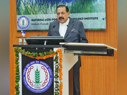 Union Minister Jitendra Singh inaugurates National Speed Breeding Crop Facility in Mohali | Union Minister Jitendra Singh inaugurates National Speed Breeding Crop Facility in Mohali Union Minister Jitendra Singh inaugurates National Speed Breeding Crop Facility in Mohali | Union Minister Jitendra Singh inaugurates National Speed Breeding Crop Facility in Mohali