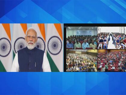 Day not far when India will produce semiconductor chips on commercial basis: PM Modi | Day not far when India will produce semiconductor chips on commercial basis: PM Modi Day not far when India will produce semiconductor chips on commercial basis: PM Modi | Day not far when India will produce semiconductor chips on commercial basis: PM Modi
