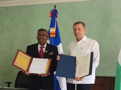 India, Dominican Republic sign agreement on establishing joint eco, trade committee | India, Dominican Republic sign agreement on establishing joint eco, trade committee India, Dominican Republic sign agreement on establishing joint eco, trade committee | India, Dominican Republic sign agreement on establishing joint eco, trade committee