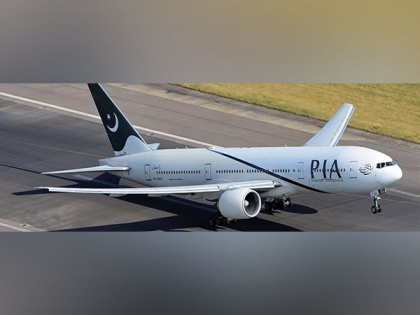 Pak International Airline slapped with fined as air hostess reaches Canada without passport | Pak International Airline slapped with fined as air hostess reaches Canada without passport