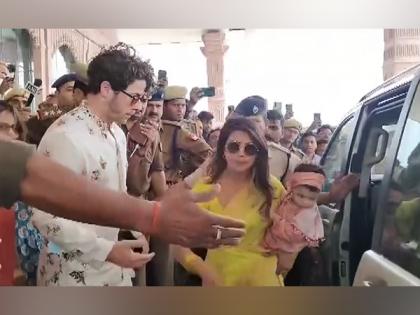 Priyanka Chopra arrives in Ayodhya with husband Nick Jonas, daughter Malti Marie | Priyanka Chopra arrives in Ayodhya with husband Nick Jonas, daughter Malti Marie Priyanka Chopra arrives in Ayodhya with husband Nick Jonas, daughter Malti Marie | Priyanka Chopra arrives in Ayodhya with husband Nick Jonas, daughter Malti Marie