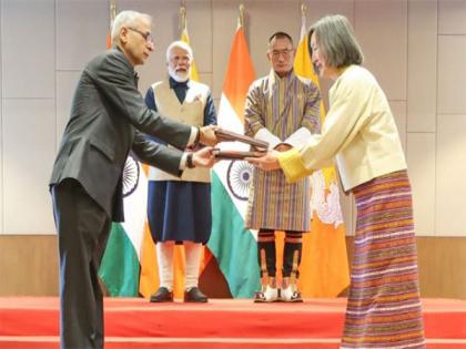 India, Bhutan ink several MoUs, including for establishment of rail links between nations | India, Bhutan ink several MoUs, including for establishment of rail links between nations India, Bhutan ink several MoUs, including for establishment of rail links between nations | India, Bhutan ink several MoUs, including for establishment of rail links between nations