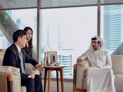 Maktoum bin Mohammed and Sheikhs visit Hisham Al Qasim Majlis in Dubai | Maktoum bin Mohammed and Sheikhs visit Hisham Al Qasim Majlis in Dubai Maktoum bin Mohammed and Sheikhs visit Hisham Al Qasim Majlis in Dubai | Maktoum bin Mohammed and Sheikhs visit Hisham Al Qasim Majlis in Dubai