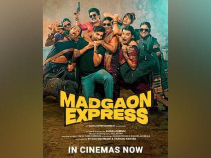 'Madgaon' trio Kunal Kemmu, Divyenndu and Avinash Tiwary surprise fans at local theatre | 'Madgaon' trio Kunal Kemmu, Divyenndu and Avinash Tiwary surprise fans at local theatre 'Madgaon' trio Kunal Kemmu, Divyenndu and Avinash Tiwary surprise fans at local theatre | 'Madgaon' trio Kunal Kemmu, Divyenndu and Avinash Tiwary surprise fans at local theatre