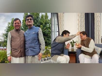 CBFC chairperson Prasoon Joshi meets CM Pushkar Singh Dhami, extends Holi greetings | CBFC chairperson Prasoon Joshi meets CM Pushkar Singh Dhami, extends Holi greetings