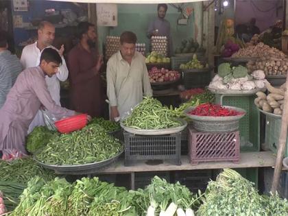 Rising prices poses challenges for Ramzan celebrations in Pakistan | Rising prices poses challenges for Ramzan celebrations in Pakistan Rising prices poses challenges for Ramzan celebrations in Pakistan | Rising prices poses challenges for Ramzan celebrations in Pakistan