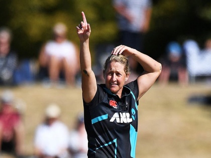 New Zealand captain Sophie Devine ruled out of fifth T20I against England with quad injury | New Zealand captain Sophie Devine ruled out of fifth T20I against England with quad injury